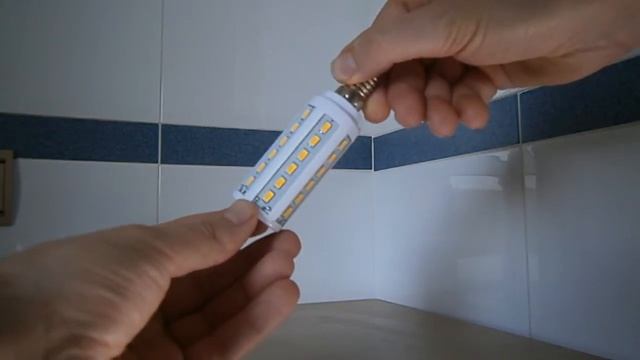 Bombilla LED E27 42Pcs 5730 SMD 220V смотреть онлайн