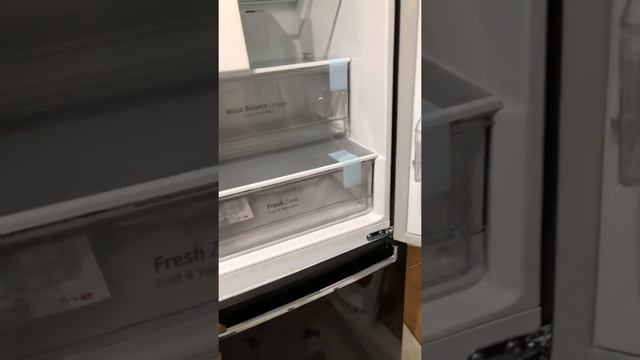 LG GBB61BLJMN FRIDGE