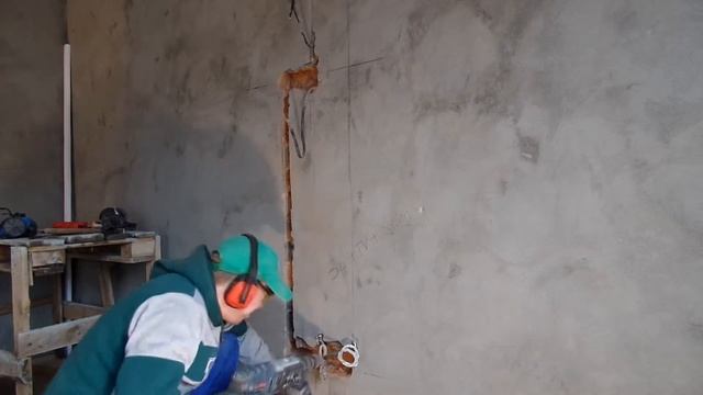 Сверление и установка подрозетников под ТВ зону смотреть онлайн