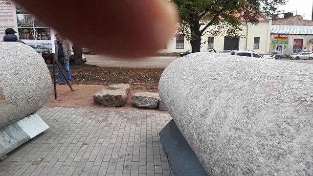 Осмотр колонн из Выборгского залива на экспозиции Эрмитаж-Выборг. смотреть онлайн