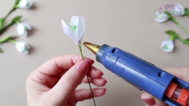 Подснежники из лент. Подарок своими руками МК/DIY