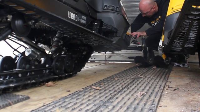 HOW TO INSTALL SUPERCLAMP II ENCLOSED SNOWMOBILE TRAILER смотреть онлайн