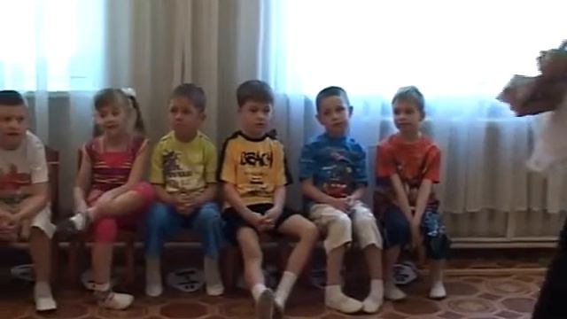 Фрагмент выпускного в детском саду "Один день из жизни детского сада" смотреть онлайн
