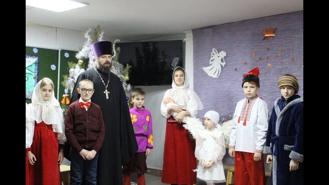 Дети с Воскресной школы поздравили с праздником Рождества Христова - матушка Валентина Корниенко смотреть онлайн