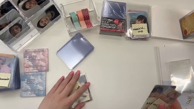 Package Kpop Photocards With Me ✰ How I Package Trades & Sales!
