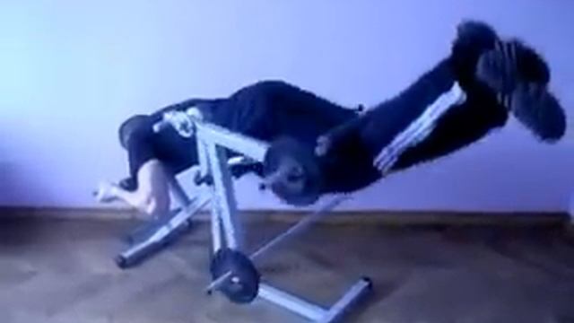 Тренажер для стимулювання м'язів спини смотреть онлайн
