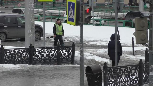 Внимание КРАСНЫЙ . Не стань добычей. смотреть онлайн