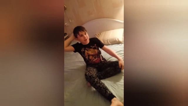 Те самые глупые шутки после Нового Года смотреть онлайн