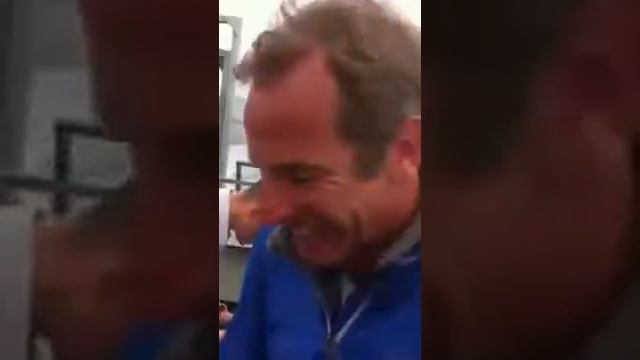 Robson Green personal message to David McIntyre смотреть онлайн