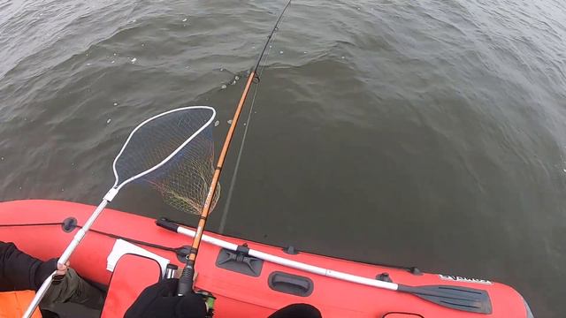 Рыбалка на судака в тумане. Река Кама, Сорочьи Горы. смотреть онлайн