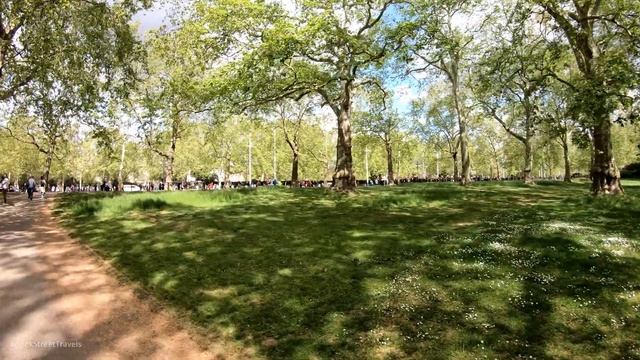 LONDON TOUR | St James Park and Horse Guards Cavalry Household Band [4K] смотреть онлайн