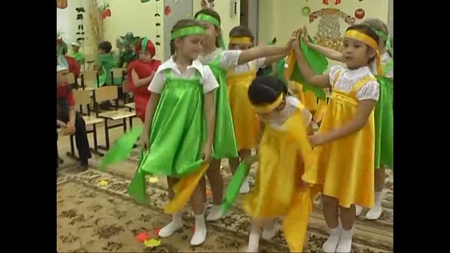 Осенний бал в Лесной сказке.avi смотреть онлайн