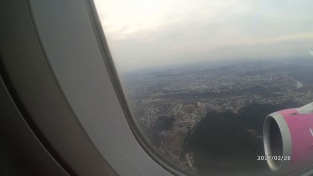 взлет самолета wizzair аэропорт Жуляны,перелет,посадка смотреть онлайн