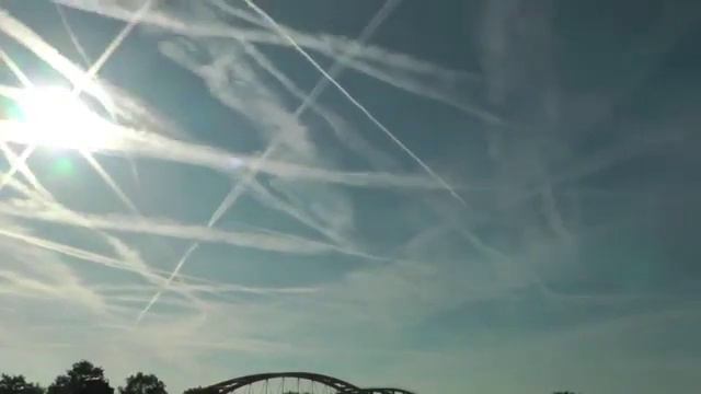 Химтрейлы Chemtrails смотреть онлайн