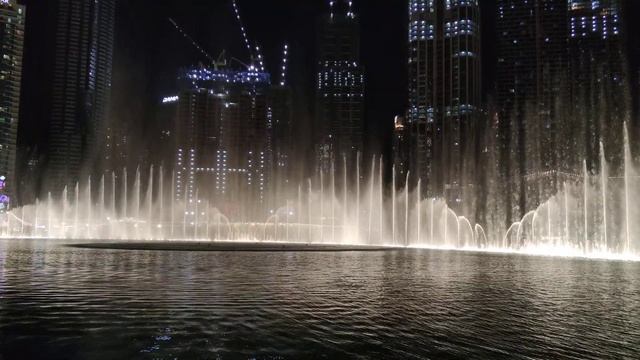 The Dubai Fountain 4K - I'll Never Love Again - Burj Khalifa & Dubai Mall смотреть онлайн
