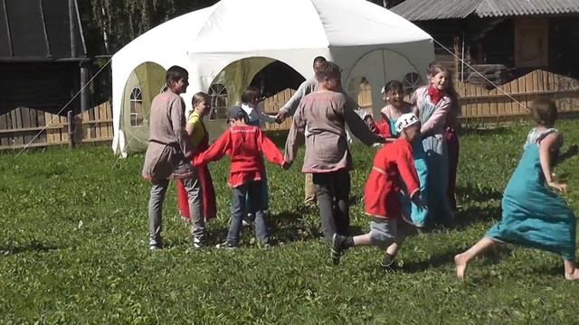 Играем в игру "Селезень" 4 смотреть онлайн