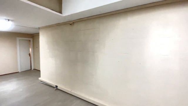 OFFICE TOUR GRAN VIA CORTS CATALANES смотреть онлайн