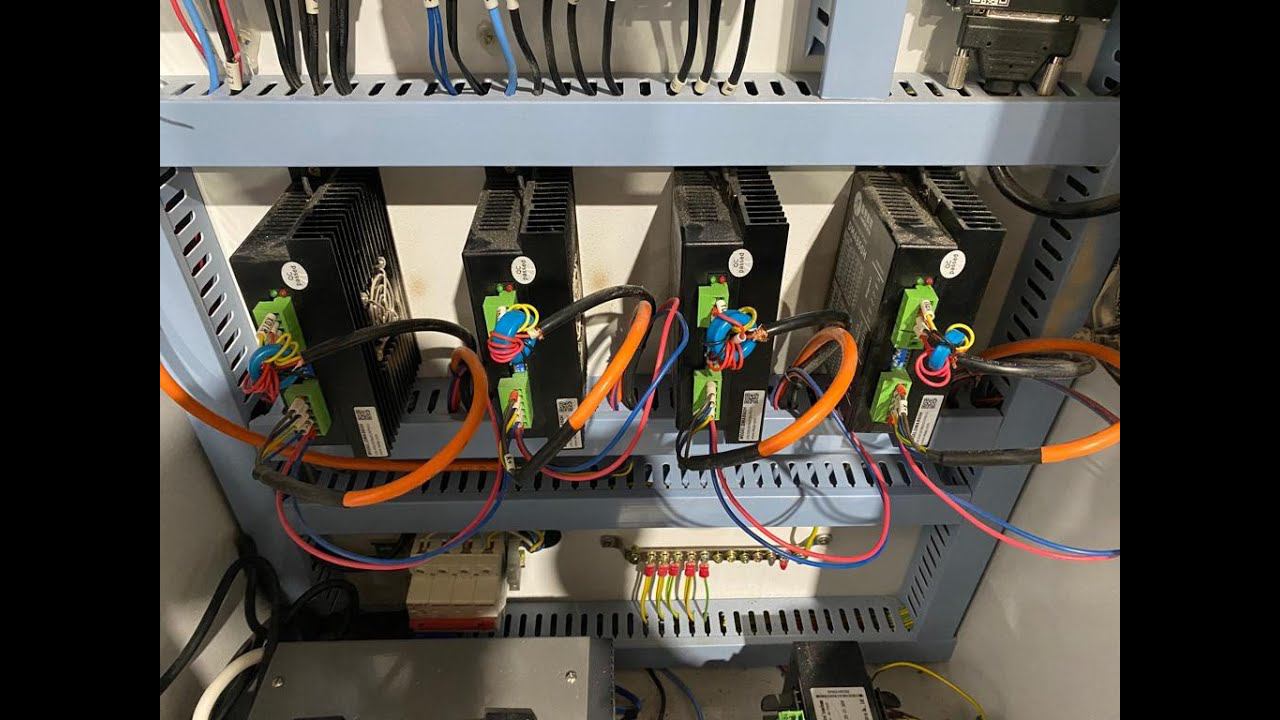 Устранение наводок на шаговом ( сервошаговом приводе) гибридном приводе с помощью феррита 2-3 тыс МЕ смотреть онлайн