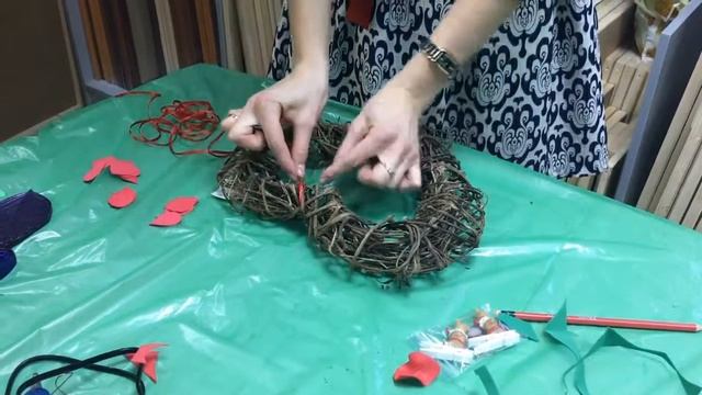 Мастер-класс по декорированию сердца из ротанга в технике фоамиран смотреть онлайн