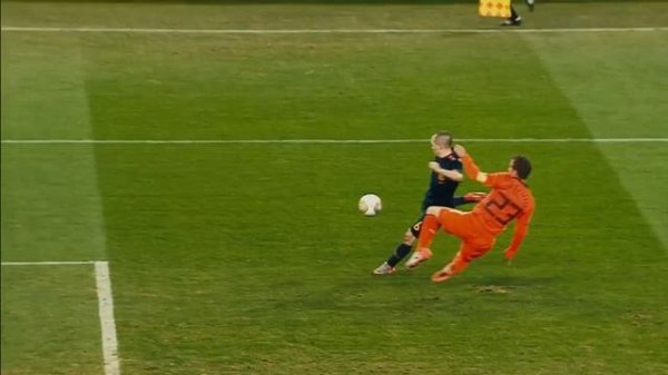 Tukoh Taka (Cupcakke Remix) but only they say "Gulp Gulp Gulp"