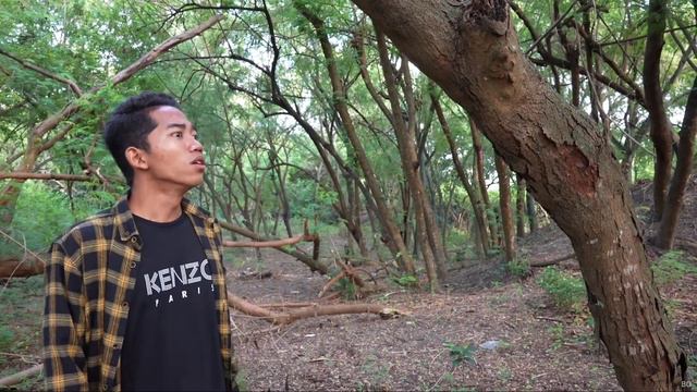 CAMPING DIHUTAN ANKER, SAPUTRA TIBA TIBA KESURUPAN😱 | Mikael Family смотреть онлайн
