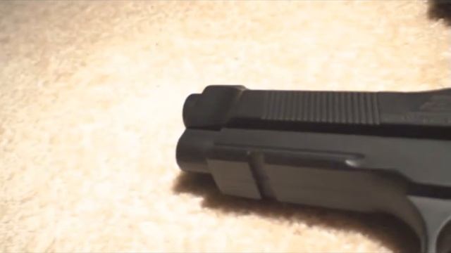Smith & Wesson M&P Co2 Preview/Showcase High Definition смотреть онлайн