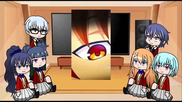 Class B react to Ayanokouji смотреть онлайн