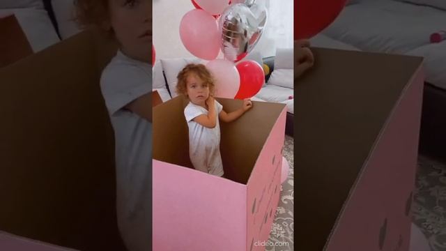 Анна Хилькевич отмечает 3-й день рождения дочери Машеньки смотреть онлайн