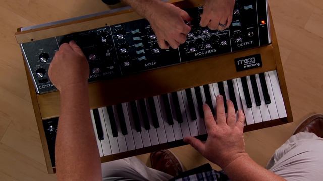 Moog Minimoog Model D Performance