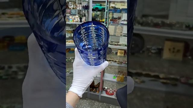 Синяя Ваза Стекло Из СССР Производство Красный Май Советская Ваза Декор Ретро Винтаж Красота смотреть онлайн