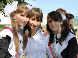 ГКОУ РД "Караузекская СОШ". Последний звонок 31-го выпуска 23.05.2012 год (1-я часть).