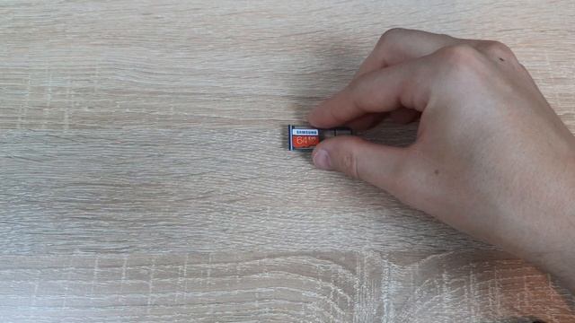 Как вставить карту памяти в телефон? Простой пример смотреть онлайн