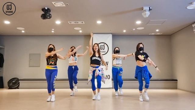 Mega Mix 89 / Muevete / Salsa / Flamenco / Zumba / 줌바 / UJ Crew / UJ Studio смотреть онлайн