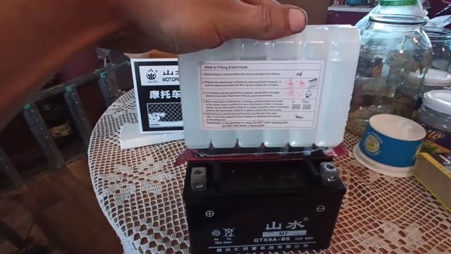 Китайский аккумулятор для скутера 12 вольт 9 ампер. смотреть онлайн