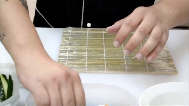 Как правильно приготовить ролл "Филадельфия" классика смотреть онлайн