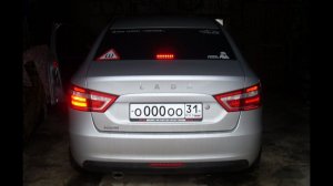 Lada Vesta 1G. Замена перегоревшей лампы СТОП в заднем фонаре