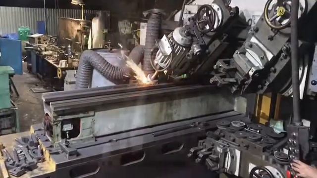 Токарный станок 16K20 смотреть онлайн