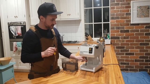 Upgrading Espresso Gaggia to Classic Specification смотреть онлайн