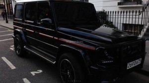 ?На высоких каблуках идёт модная бамбина?