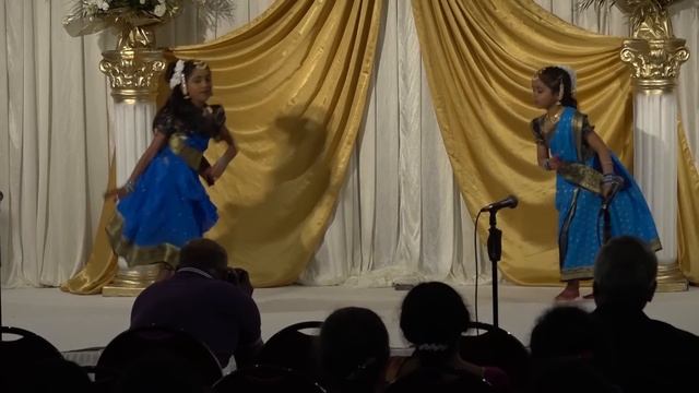 Tamil Christian Folk Dance "Pachcha Samba" смотреть онлайн