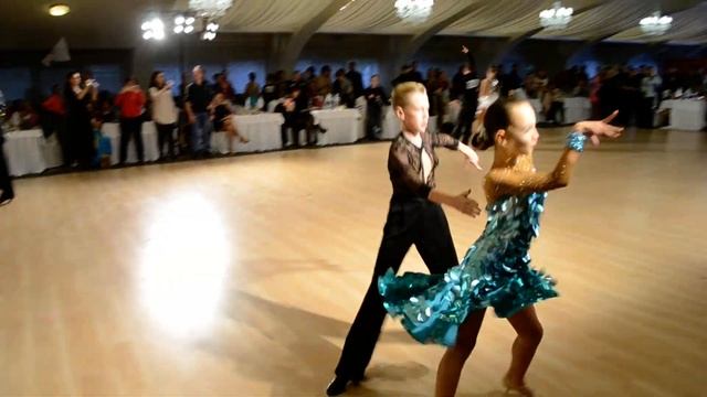 Мартынчук Александр и Григоренко Ксения "Dnipro dance stars 2018" Самба. смотреть онлайн