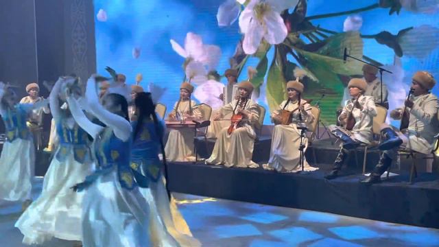 Alqissa folk ansambl - Kazakh folk song "Agugai" смотреть онлайн
