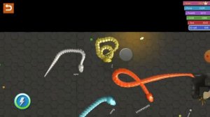 игра во змейки большущая длинная змейка в мире.snake.io.