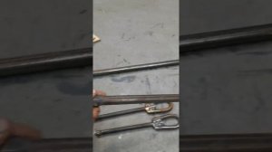 простой способ согнуть пруток.