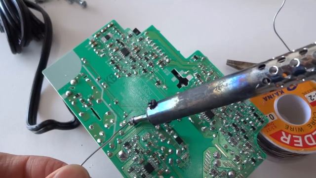 Переделка зарядного устройства DeWALT DCB112 со 110 Вольт на 220 Вольт. Подробное руководство.