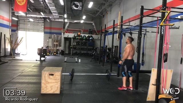 8 Burpee Box Jump Overs | 8 Hang Power Snatches | 8 Thrusters смотреть онлайн