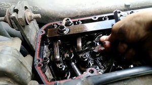 СЕРЫЙ DAF95XF, регулировка клапанов.Дальнобой и ремонт.