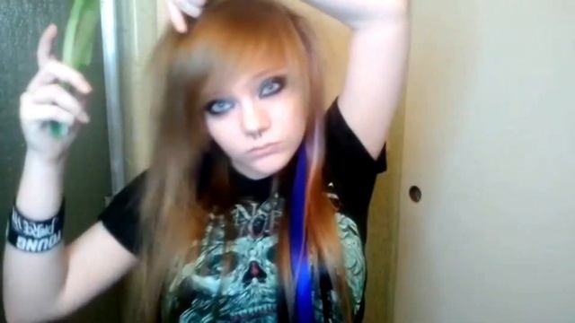 How I style mah emo/scene hair :D смотреть онлайн