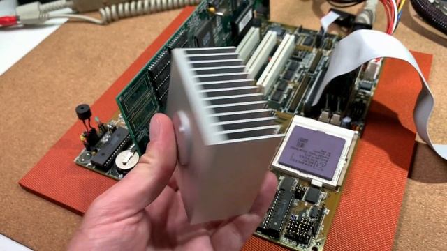 Socket 3 OverClocking - 486 AMD X5 at 160MHz, Pentium OverDrive at 100MHz, Cyrix 5x86 смотреть онлайн