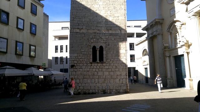 Косая башня в городе Риека, Хорватия (Rijeka) смотреть онлайн